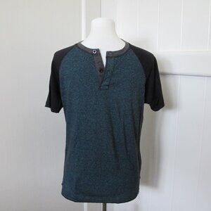 Dikotomy-Co. | Henley Scoop Button Neck